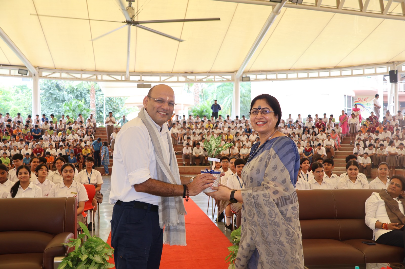 Motivational Talk Show Ignites Inspiration